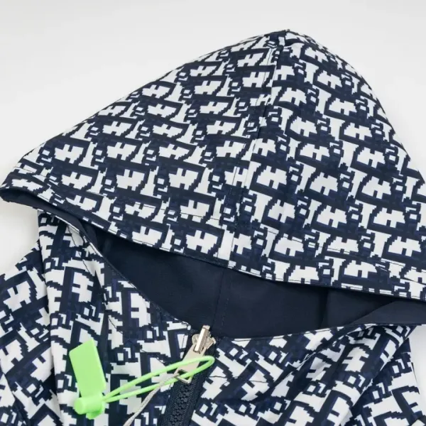 【DIOR 公式旗艦店】ディオール ジャケット着 好評に付き再入荷! 240923 【DIOR 公式旗艦店】ディオール ジャケット着 好評に付き再入荷! 240923