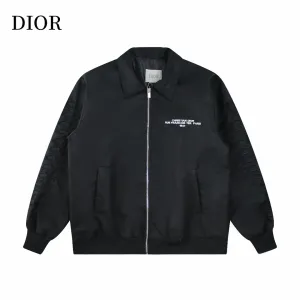 【DIOR 公式旗艦店】ディオール ジャケット着 好評に付き再入荷! 240923 【DIOR 公式旗艦店】ディオール ジャケット着 好評に付き再入荷! 240923