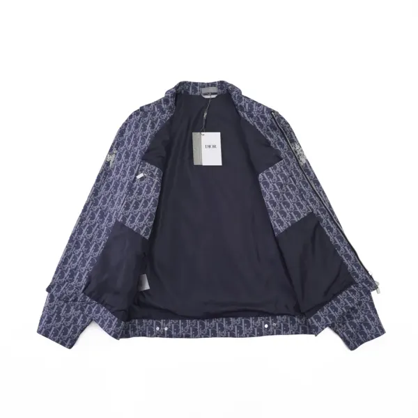 【DIOR 公式旗艦店】ディオール ジャケット着 好評に付き再入荷! 240923 【DIOR 公式旗艦店】ディオール ジャケット着 好評に付き再入荷! 240923