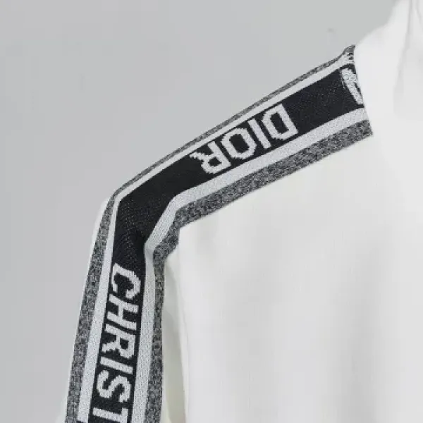 【DIOR 公式旗艦店】(ディオール)スーツ 男女兼用、ご好評に付き再入荷!240918 【DIOR 公式旗艦店】(ディオール)スーツ 男女兼用、ご好評に付き再入荷!240918