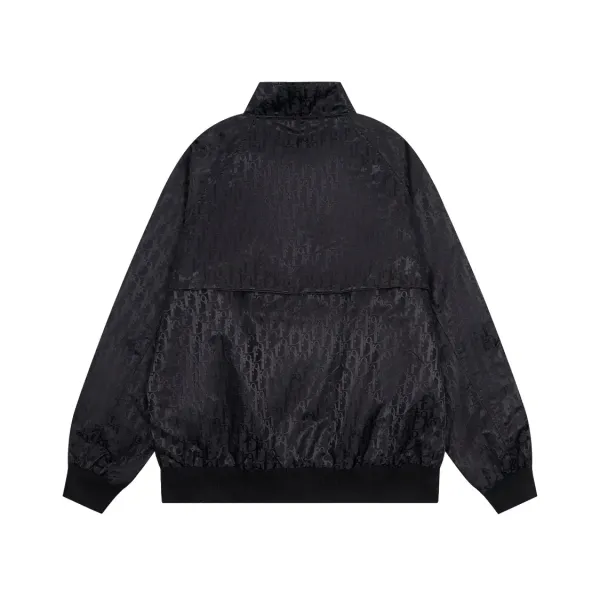 【DIOR 公式旗艦店】ディオール ジャケット着 好評に付き再入荷 240828 【DIOR 公式旗艦店】ディオール ジャケット着 好評に付き再入荷 240828