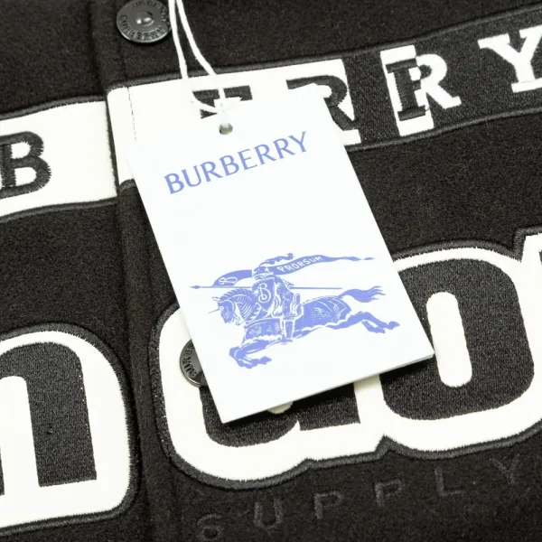【BURBERRY 公式旗艦店】バーバリー ジャケット着 好評に付き再入荷!241028 【BURBERRY 公式旗艦店】バーバリー ジャケット着 好評に付き再入荷!241028