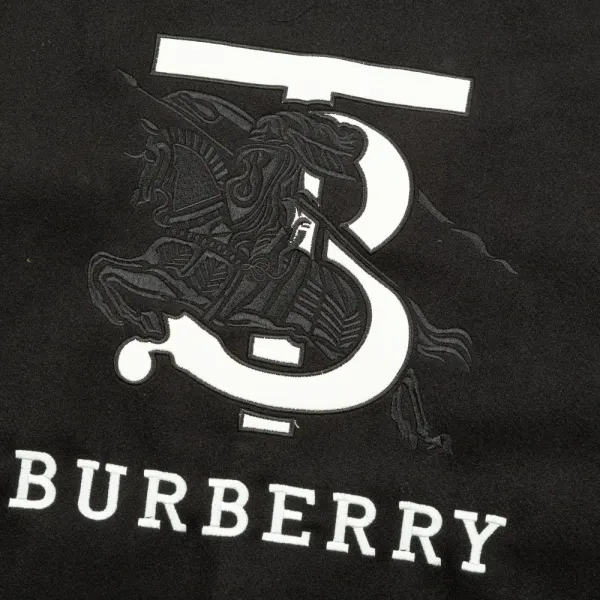 【BURBERRY 公式旗艦店】バーバリー ジャケット着 好評に付き再入荷!241028 【BURBERRY 公式旗艦店】バーバリー ジャケット着 好評に付き再入荷!241028