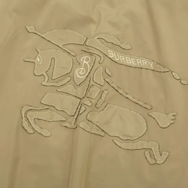 【BURBERRY 公式旗艦店】バーバリー ジャケット着 ご好評に付き再入荷!241022 【BURBERRY 公式旗艦店】バーバリー ジャケット着 ご好評に付き再入荷!241022