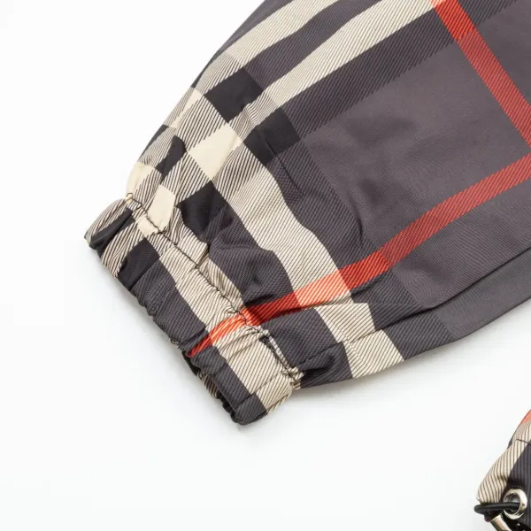 【BURBERRY】バーバリー  ジャケット着ご好評に付き再入荷！240926