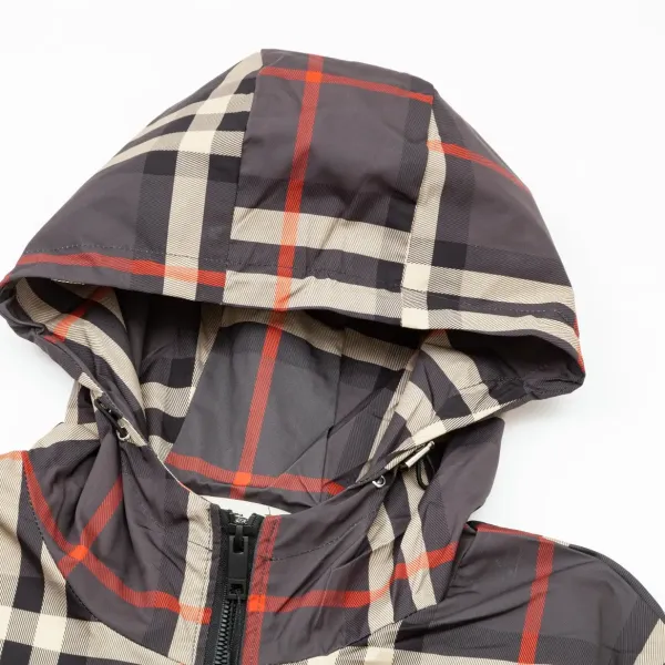【BURBERRY】バーバリー  ジャケット着ご好評に付き再入荷！240926