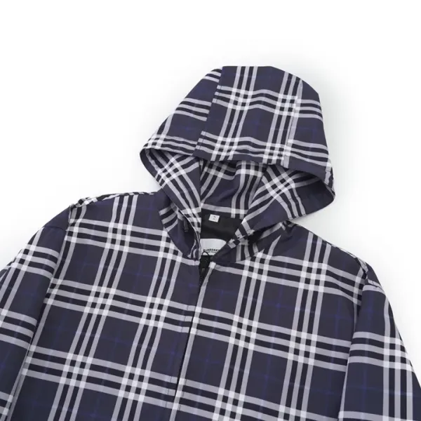 【BURBERRY 公式旗艦店】バーバリー ジャケット着ご好評に付き再入荷!240923 【BURBERRY 公式旗艦店】バーバリー ジャケット着ご好評に付き再入荷!240923