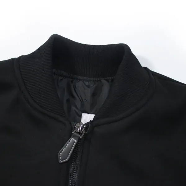 【BURBERRY 公式旗艦店】バーバリー  ジャケット着ご好評に付き再入荷！240923