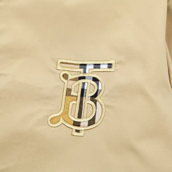 【BURBERRY】バーバリー   ジャケット着ご好評に付き再入荷！240920