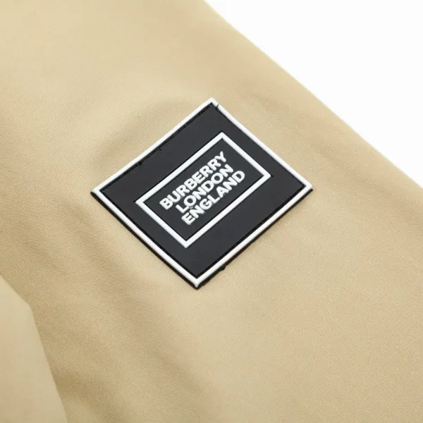 【BURBERRY】バーバリー   ジャケット着ご好評に付き再入荷！240920