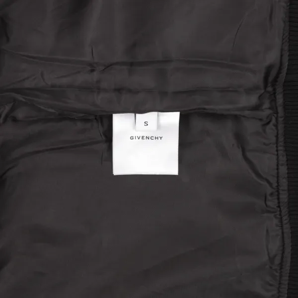 【GIVENCHY 公式旗艦店】ジバンシー 野球着 ジャケット着 ご好評に付き再入荷!241112 【GIVENCHY 公式旗艦店】ジバンシー 野球着 ジャケット着 ご好評に付き再入荷!241112