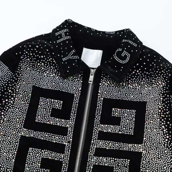 【GIVENCHY 公式旗艦店】ジバンシー ジャケット着 好評に付き再入荷!241028 【GIVENCHY 公式旗艦店】ジバンシー ジャケット着 好評に付き再入荷!241028