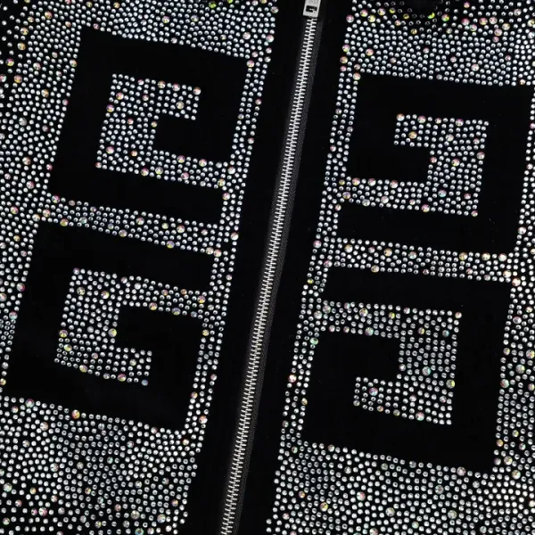 【GIVENCHY 公式旗艦店】ジバンシー ジャケット着 好評に付き再入荷!241028 【GIVENCHY 公式旗艦店】ジバンシー ジャケット着 好評に付き再入荷!241028