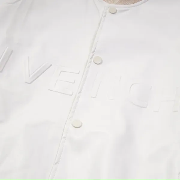 【GIVENCHY 公式旗艦店】ジバンシー ジャケット着 ご好評に付き再入荷!241021 【GIVENCHY 公式旗艦店】ジバンシー ジャケット着 ご好評に付き再入荷!241021