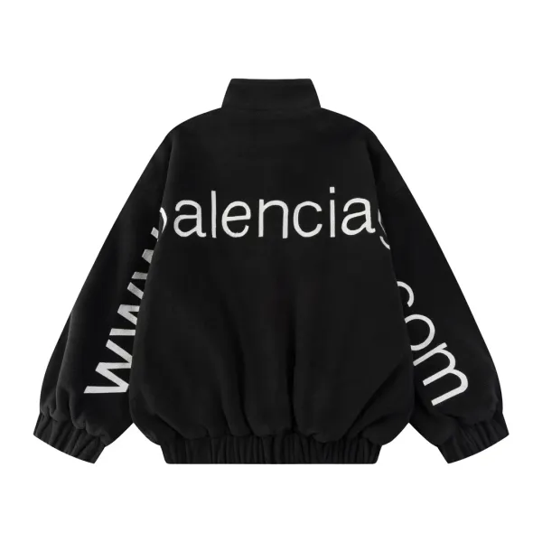 【BALENCIAGA 公式旗艦店】バレンシアガ ジャケット着 好評に付き再入荷!250107 【BALENCIAGA 公式旗艦店】バレンシアガ ジャケット着 好評に付き再入荷!250107