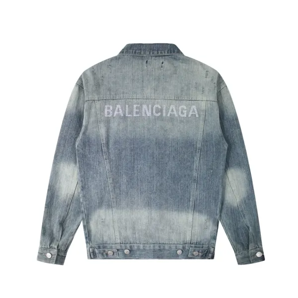 【BALENCIAGA 公式旗艦店】バレンシアガ ジャケット着 好評に付き再入荷!250107 【BALENCIAGA 公式旗艦店】バレンシアガ ジャケット着 好評に付き再入荷!250107