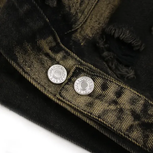 【BALENCIAGA  公式旗艦店】バレンシアガ    ジャケット着 好評に付き再入荷！250107