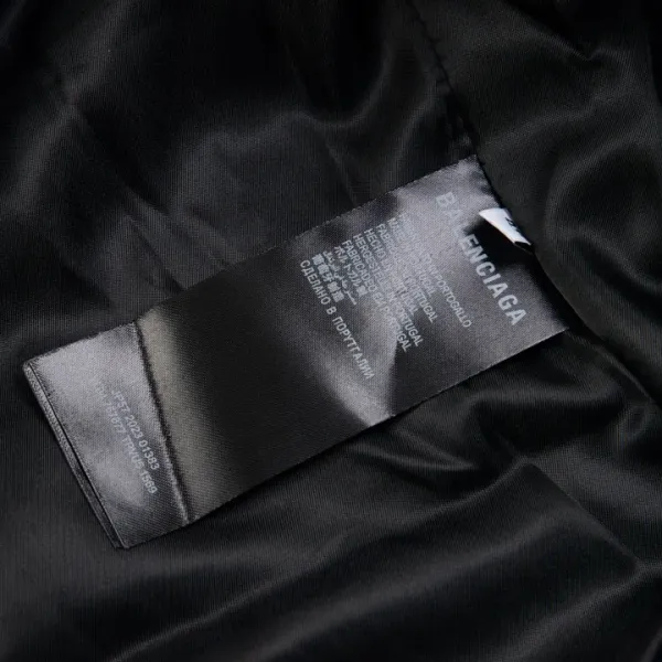【BALENCIAGA  公式旗艦店】バレンシアガ    ジャケット着 好評に付き再入荷！250107