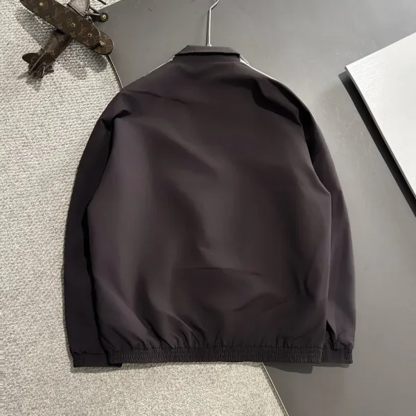 【BALENCIAGA 公式旗艦店】バレンシアガ ジャケット着 ご好評に付き再入荷!250107 【BALENCIAGA 公式旗艦店】バレンシアガ ジャケット着 ご好評に付き再入荷!250107