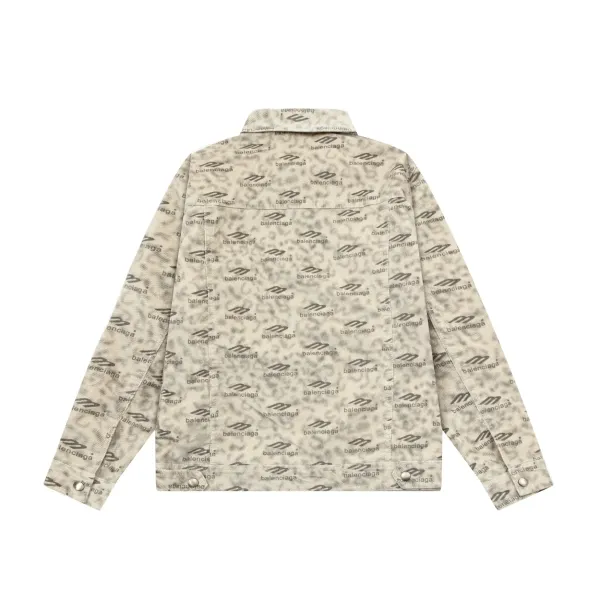 【BALENCIAGA  公式旗艦店】バレンシアガ    ジャケット着 好評に付き再入荷！241119