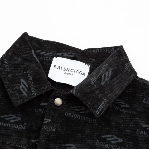【BALENCIAGA  公式旗艦店】バレンシアガ    ジャケット着 好評に付き再入荷！241119