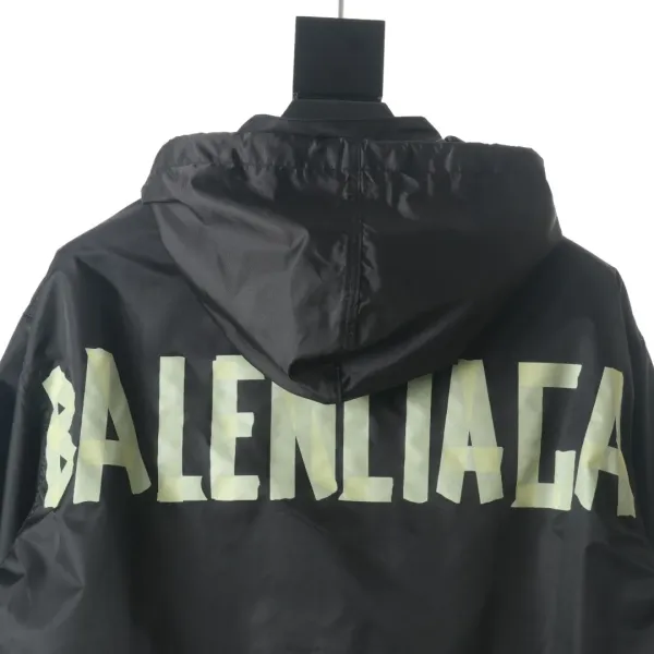 【BALENCIAGA 公式旗艦店】バレンシアガ ジャケット着 好評に付き再入荷!241119 【BALENCIAGA 公式旗艦店】バレンシアガ ジャケット着 好評に付き再入荷!241119
