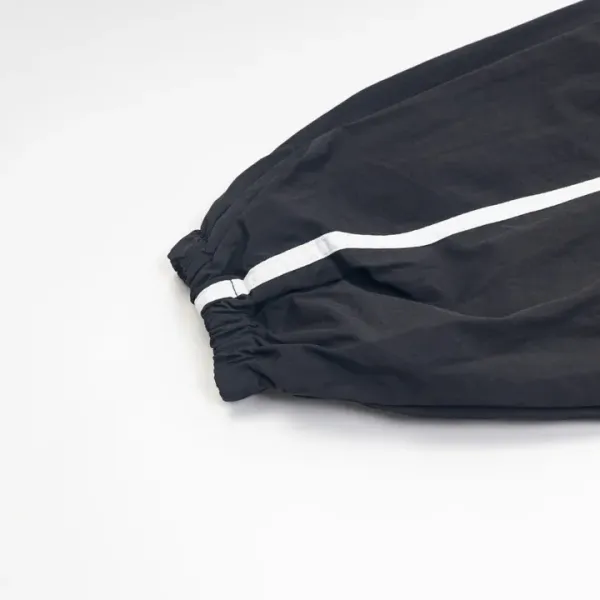【BALENCIAGA 公式旗艦店】バレンシアガ ジャケット着 好評に付き再入荷!241119 【BALENCIAGA 公式旗艦店】バレンシアガ ジャケット着 好評に付き再入荷!241119
