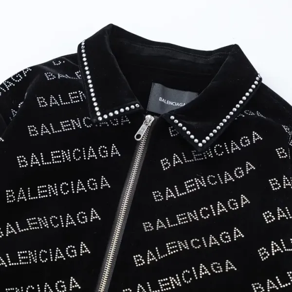 【BALENCIAGA 公式旗艦店】バレンシアガ 野球着 ジャケット着 好評に付き再入荷!241028 【BALENCIAGA 公式旗艦店】バレンシアガ 野球着 ジャケット着 好評に付き再入荷!241028