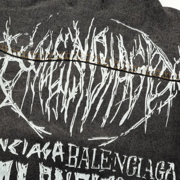 【BALENCIAGA 公式旗艦店】バレンシアガ ジャケット着 ご好評に付き再入荷!241022 【BALENCIAGA 公式旗艦店】バレンシアガ ジャケット着 ご好評に付き再入荷!241022