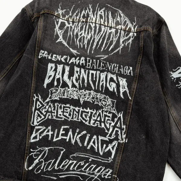 【BALENCIAGA 公式旗艦店】バレンシアガ ジャケット着 ご好評に付き再入荷!241022 【BALENCIAGA 公式旗艦店】バレンシアガ ジャケット着 ご好評に付き再入荷!241022
