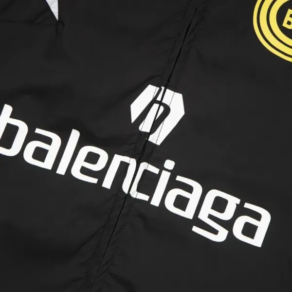 【BALENCIAGA】バレンシアガ ジャケット着 ご好評に付き再入荷!240924 【BALENCIAGA】バレンシアガ ジャケット着 ご好評に付き再入荷!240924