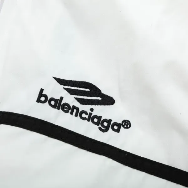 【BALENCIAGA】バレンシアガ ジャケット着 ご好評に付き再入荷!240924 【BALENCIAGA】バレンシアガ ジャケット着 ご好評に付き再入荷!240924