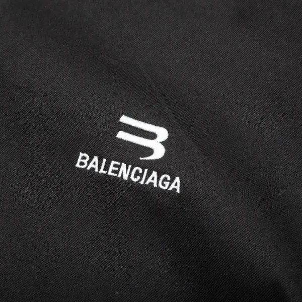 【BALENCIAGA】バレンシアガ ジャケット着 ご好評に付き再入荷!240924 【BALENCIAGA】バレンシアガ ジャケット着 ご好評に付き再入荷!240924