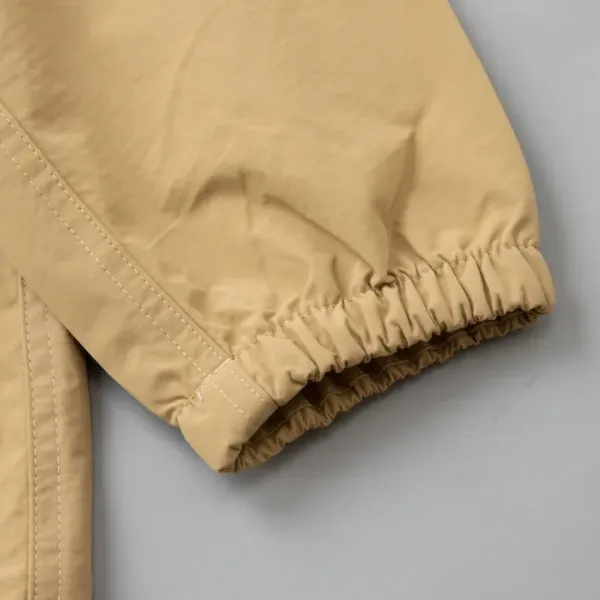 【BALENCIAGA 公式旗艦店】 バレンシアガ  ジャケット着 好評に付き再入荷 240827