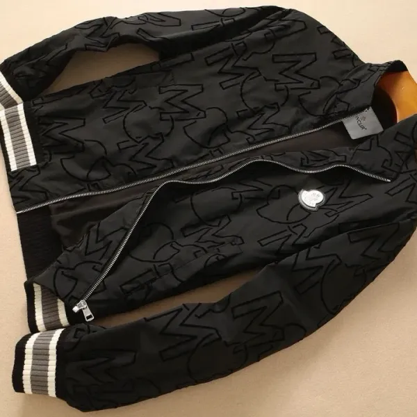 【MONCLER 公式旗艦店】 モンクレール ジャケット着 ご好評に付き再入荷!250106 【MONCLER 公式旗艦店】 モンクレール ジャケット着 ご好評に付き再入荷!250106