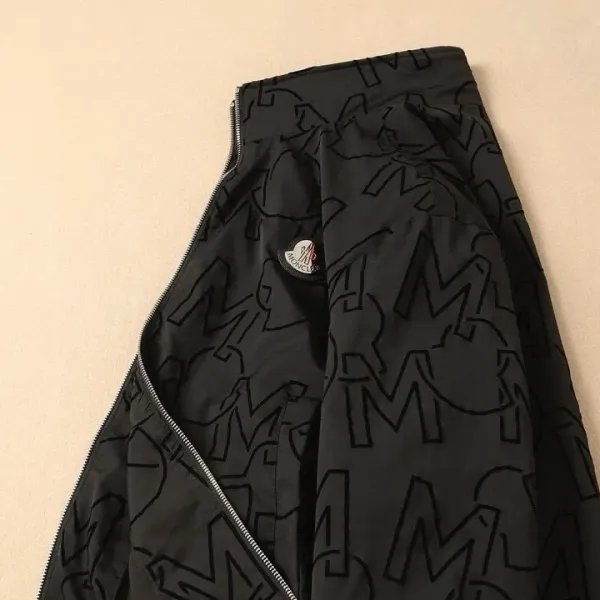【MONCLER 公式旗艦店】 モンクレール ジャケット着 ご好評に付き再入荷!250106 【MONCLER 公式旗艦店】 モンクレール ジャケット着 ご好評に付き再入荷!250106