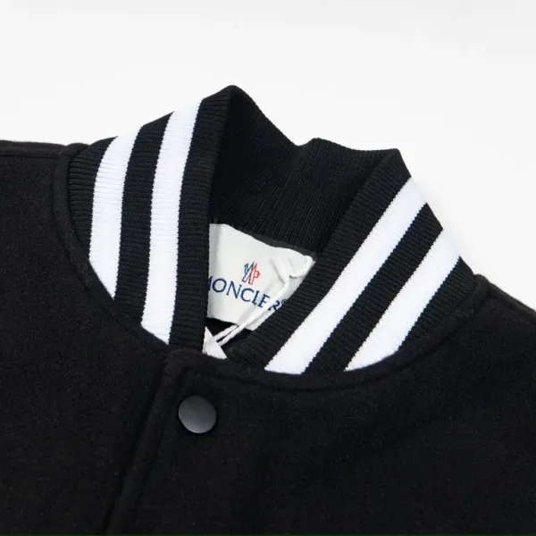 【MONCLER 公式旗艦店】 モンクレール ジャケット着 ご好評に付き再入荷!241212 【MONCLER 公式旗艦店】 モンクレール ジャケット着 ご好評に付き再入荷!241212