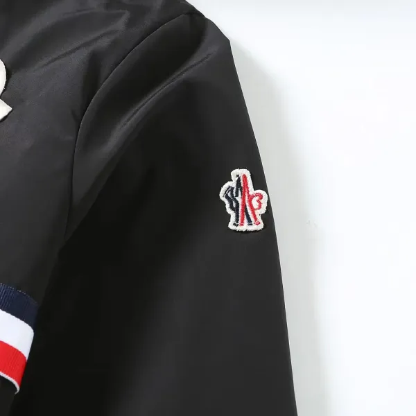 【MONCLER 公式旗艦店】 モンクレール ジャケット着 ご好評に付き再入荷!241023 【MONCLER 公式旗艦店】 モンクレール ジャケット着 ご好評に付き再入荷!241023
