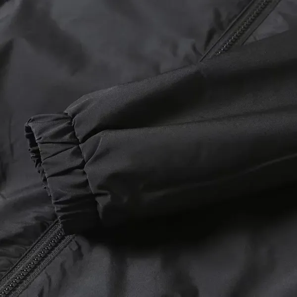 【MONCLER 公式旗艦店】 モンクレール  ジャケット着 ご好評に付き再入荷！241023