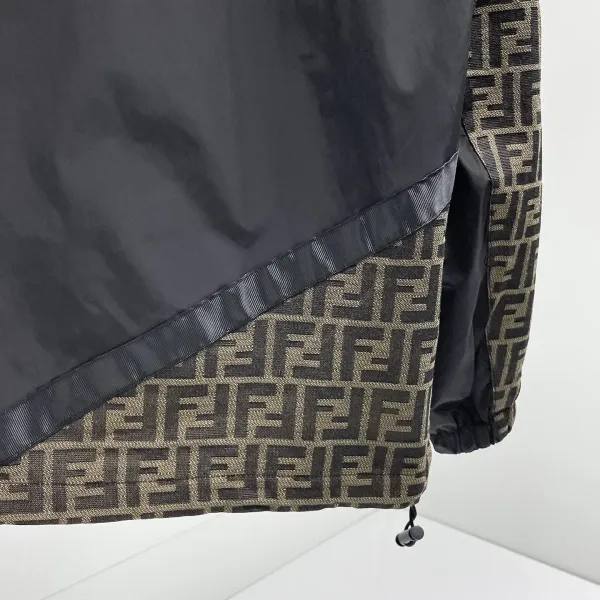 【FENDI 公式旗艦店】フェンディ ジャケット着 好評に付き再入荷 241223 【FENDI 公式旗艦店】フェンディ ジャケット着 好評に付き再入荷 241223