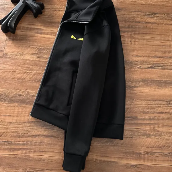 【FENDI 公式旗艦店】フェンディ ジャケット着 好評に付き再入荷 241223 【FENDI 公式旗艦店】フェンディ ジャケット着 好評に付き再入荷 241223