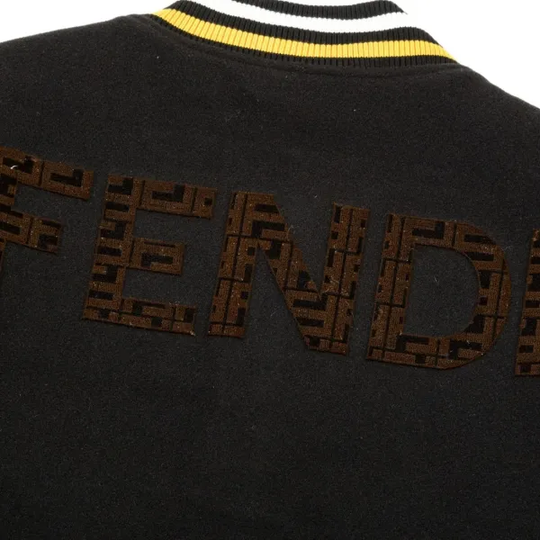 【FENDI 公式旗艦店】フェンディ ジャケット着 ご好評に付き再入荷!241021 【FENDI 公式旗艦店】フェンディ ジャケット着 ご好評に付き再入荷!241021