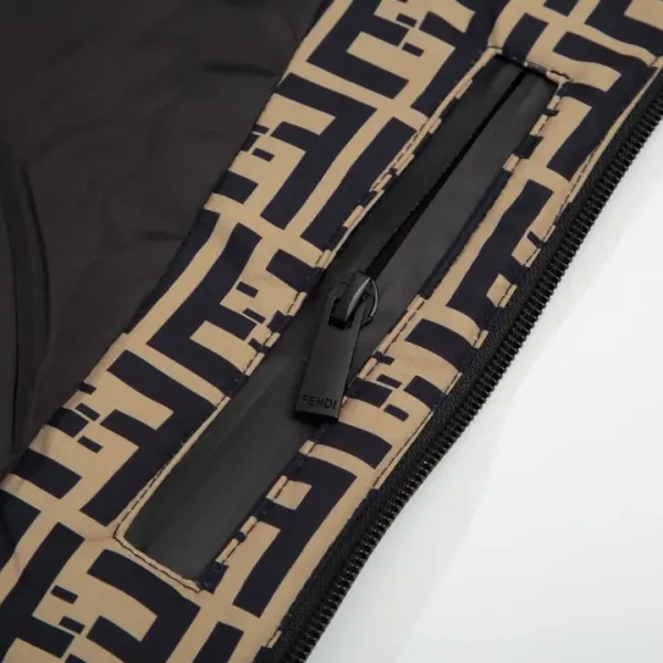 【FENDI】フェンディ ジャケット着ご好評に付き再入荷！240923