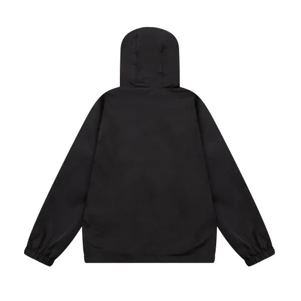 【FENDI 公式旗艦店】フェンディ ジャケット着 好評に付き再入荷 240826 【FENDI 公式旗艦店】フェンディ ジャケット着 好評に付き再入荷 240826