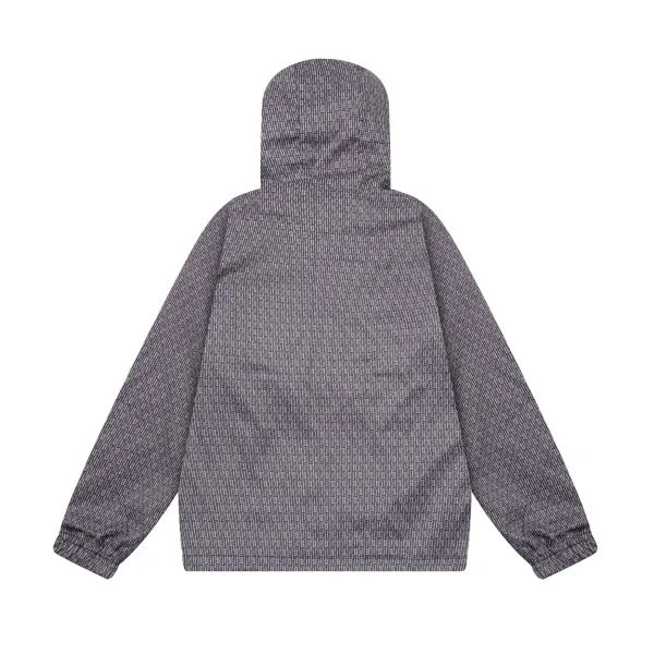 【FENDI  公式旗艦店】フェンディ  ジャケット着 好評に付き再入荷 240826