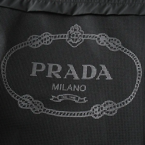 【PRADA  公式旗艦店】プラダ   ジャケット着 ご好評に付き再入荷！250107