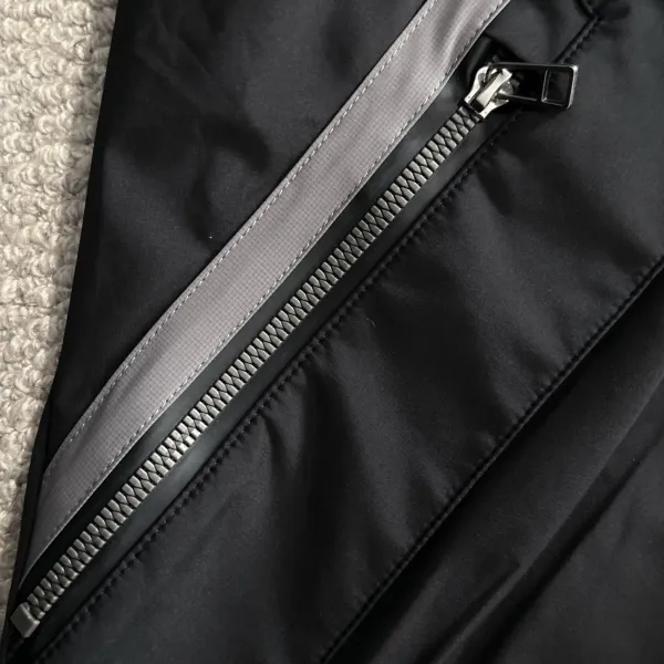 【PRADA 公式旗艦店】プラダ ジャケット着 好評に付き再入荷 241224 【PRADA 公式旗艦店】プラダ ジャケット着 好評に付き再入荷 241224