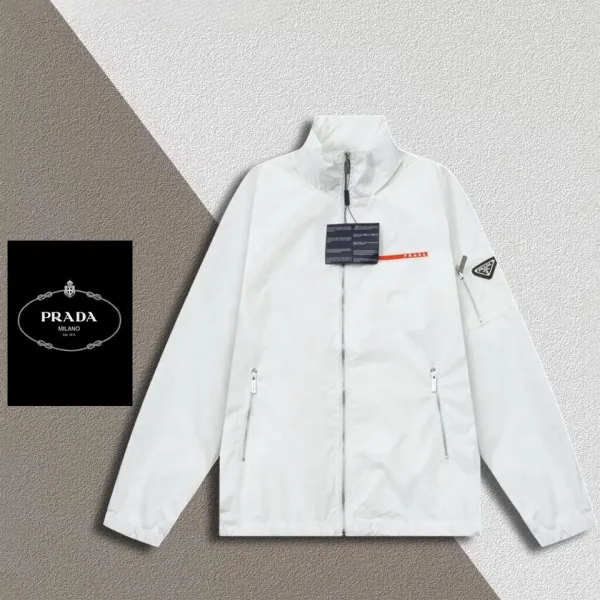 【PRADA 公式旗艦店】プラダ ジャケット着 好評に付き再入荷 241224 【PRADA 公式旗艦店】プラダ ジャケット着 好評に付き再入荷 241224