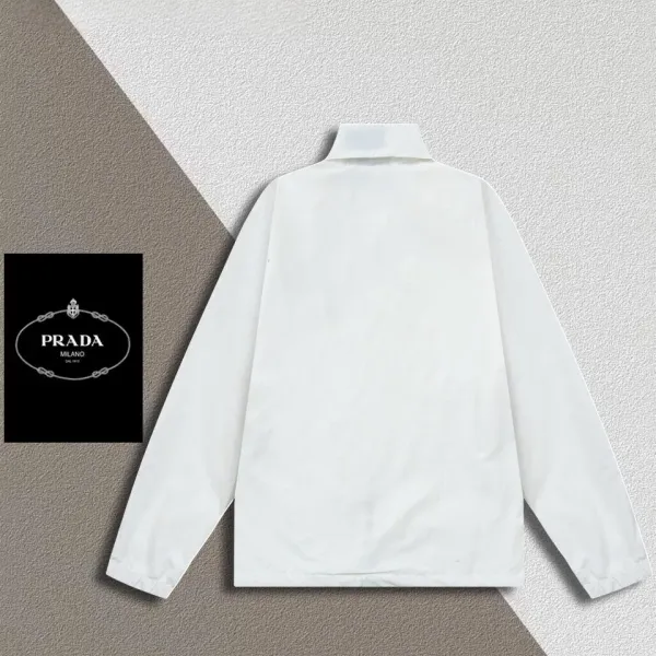【PRADA 公式旗艦店】プラダ ジャケット着 好評に付き再入荷 241224 【PRADA 公式旗艦店】プラダ ジャケット着 好評に付き再入荷 241224