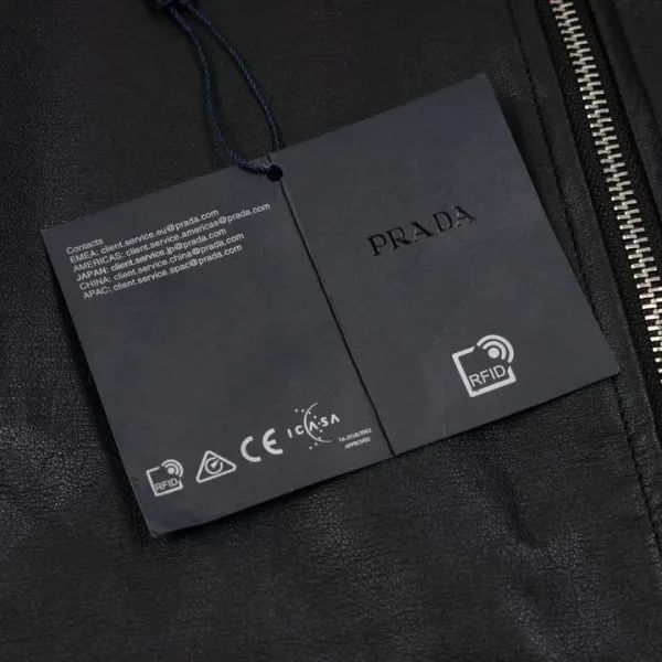 【PRADA 公式旗艦店】プラダ ジャケット着 好評に付き再入荷 241224 【PRADA 公式旗艦店】プラダ ジャケット着 好評に付き再入荷 241224